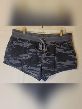 DKNY Navy and Gray Camo Knit Shorts